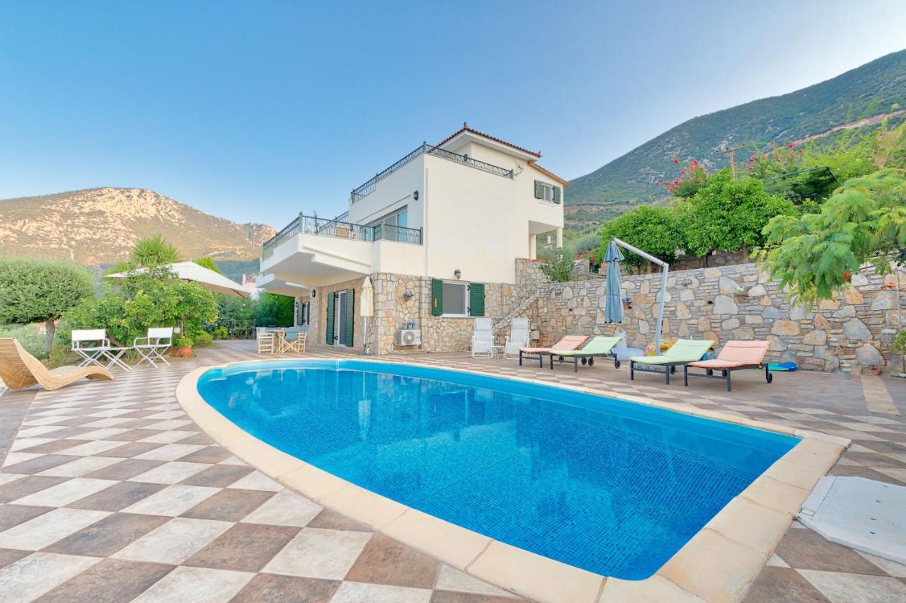 Villa Bamour With Paradise View Epidaurus Bagian luar foto