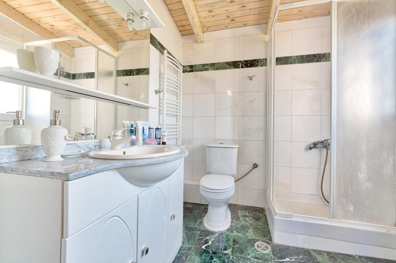 Villa Bamour With Paradise View Epidaurus Bagian luar foto